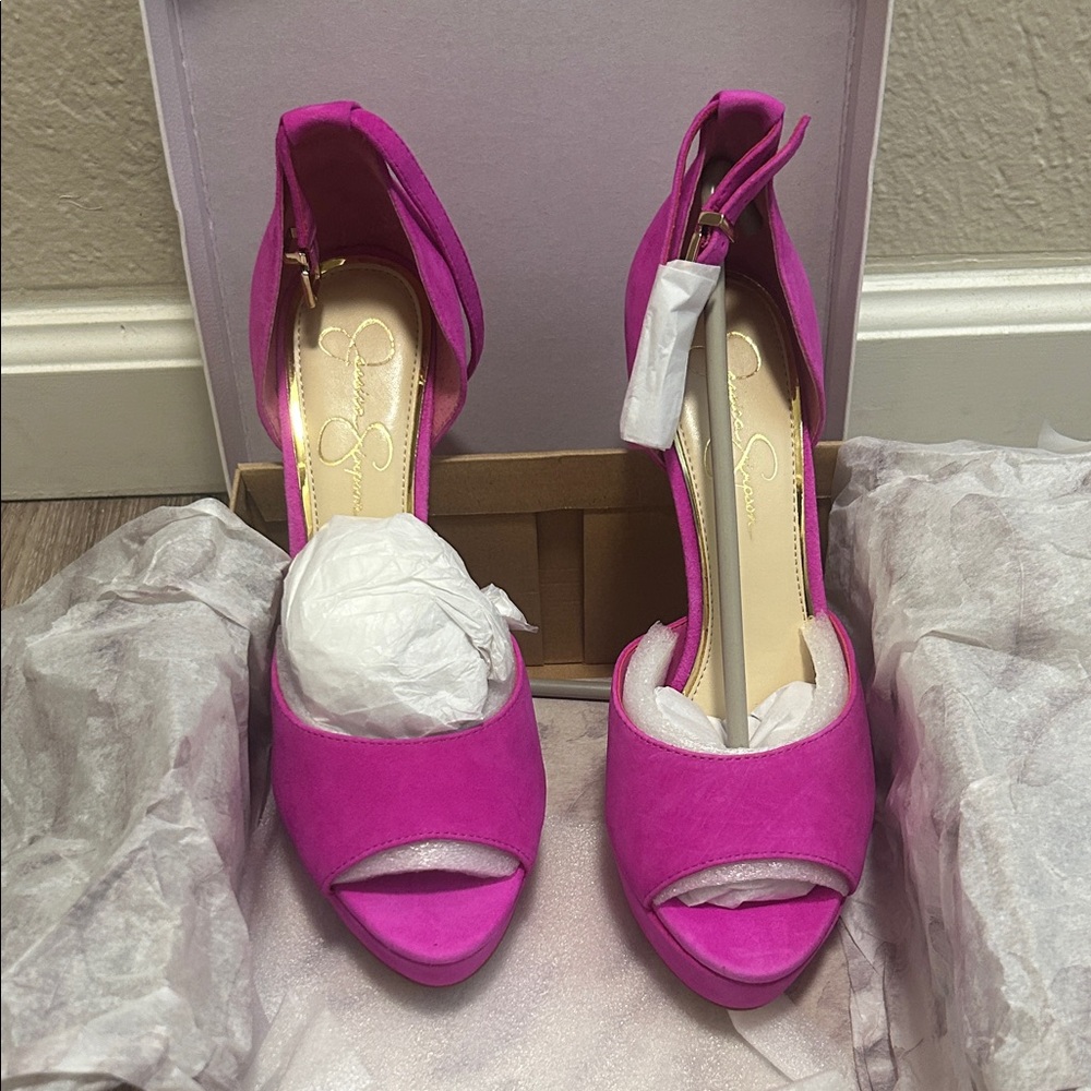 Jessica Simpson Fuchsia Peep Toe Heels - Picture 4 of 6